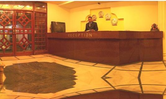 FabHotel Ashu Palace Karol Bagh Delhi  Bagian luar foto