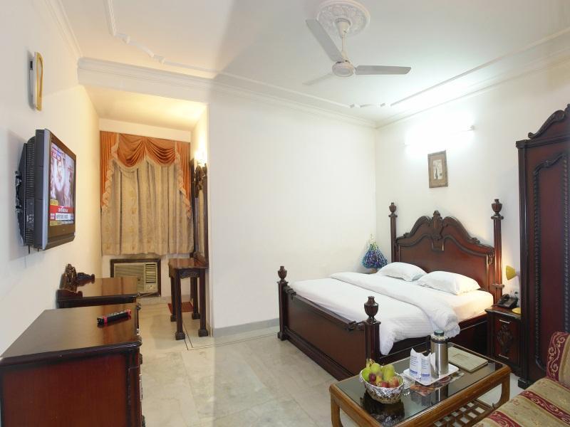 FabHotel Ashu Palace Karol Bagh Delhi  Bagian luar foto