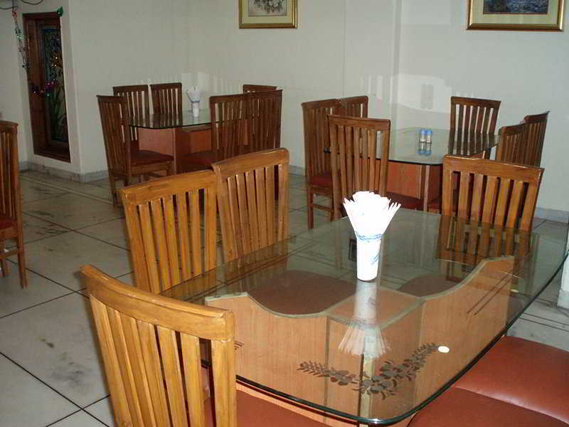 FabHotel Ashu Palace Karol Bagh Delhi  Restoran foto