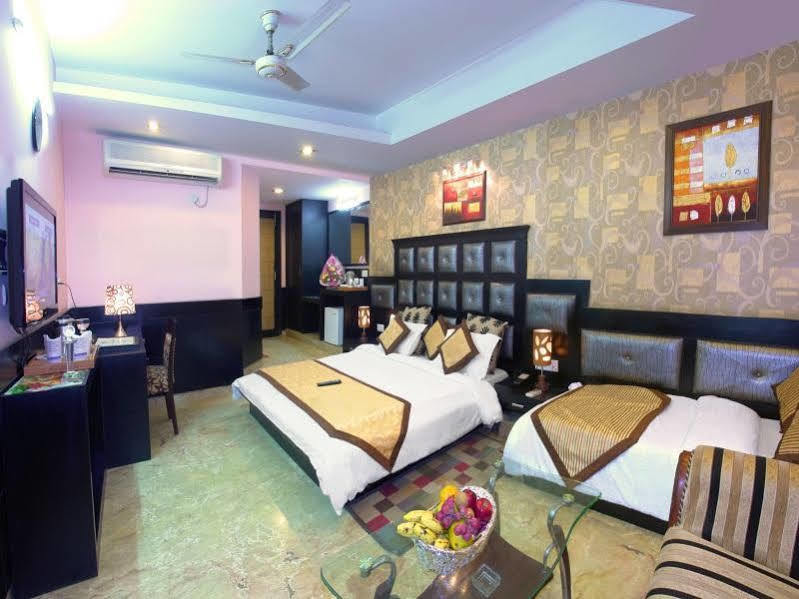 FabHotel Ashu Palace Karol Bagh Delhi  Bagian luar foto