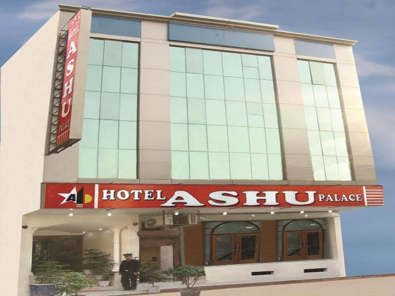 FabHotel Ashu Palace Karol Bagh Delhi  Bagian luar foto