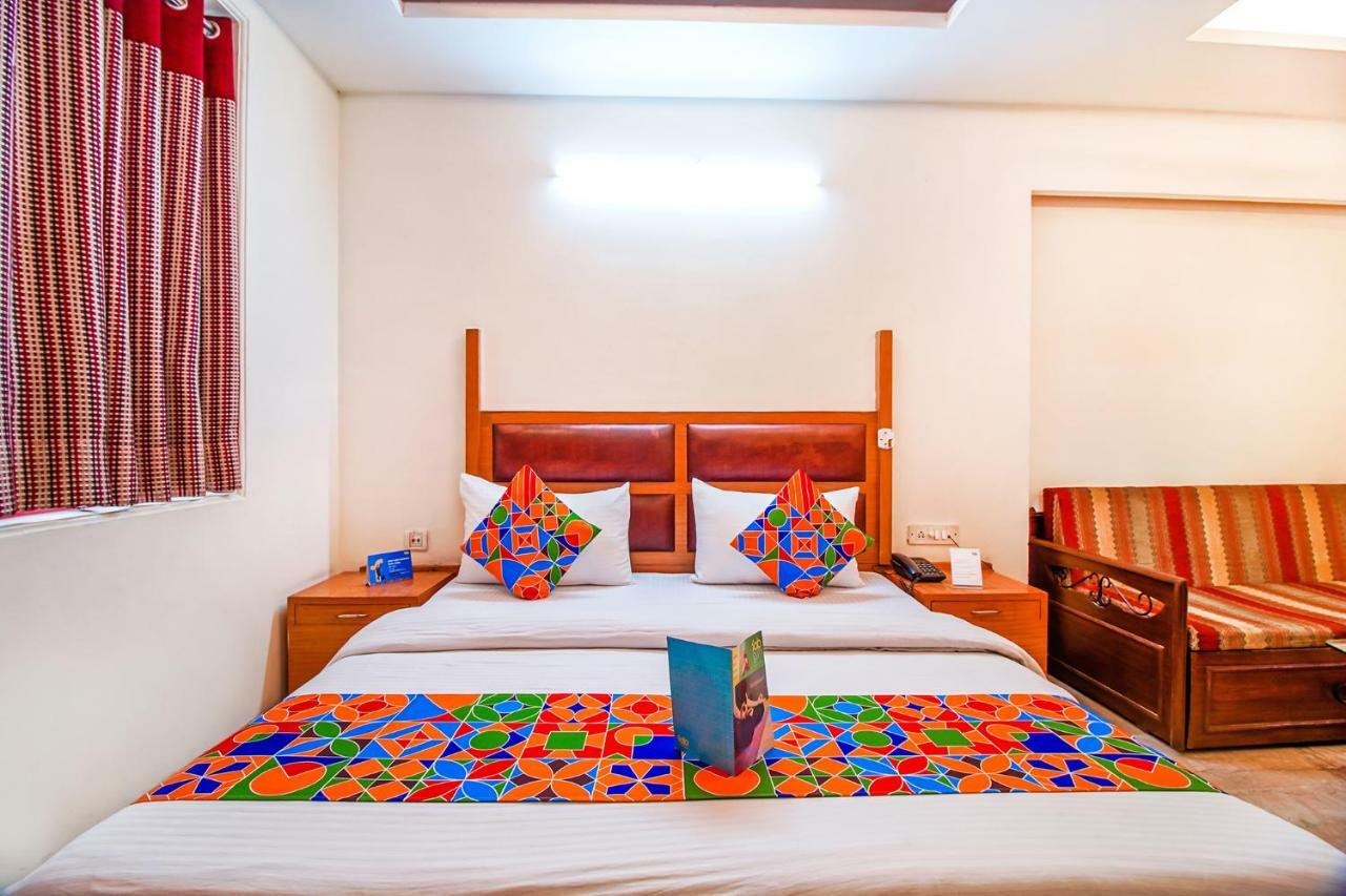 FabHotel Ashu Palace Karol Bagh Delhi  Bagian luar foto