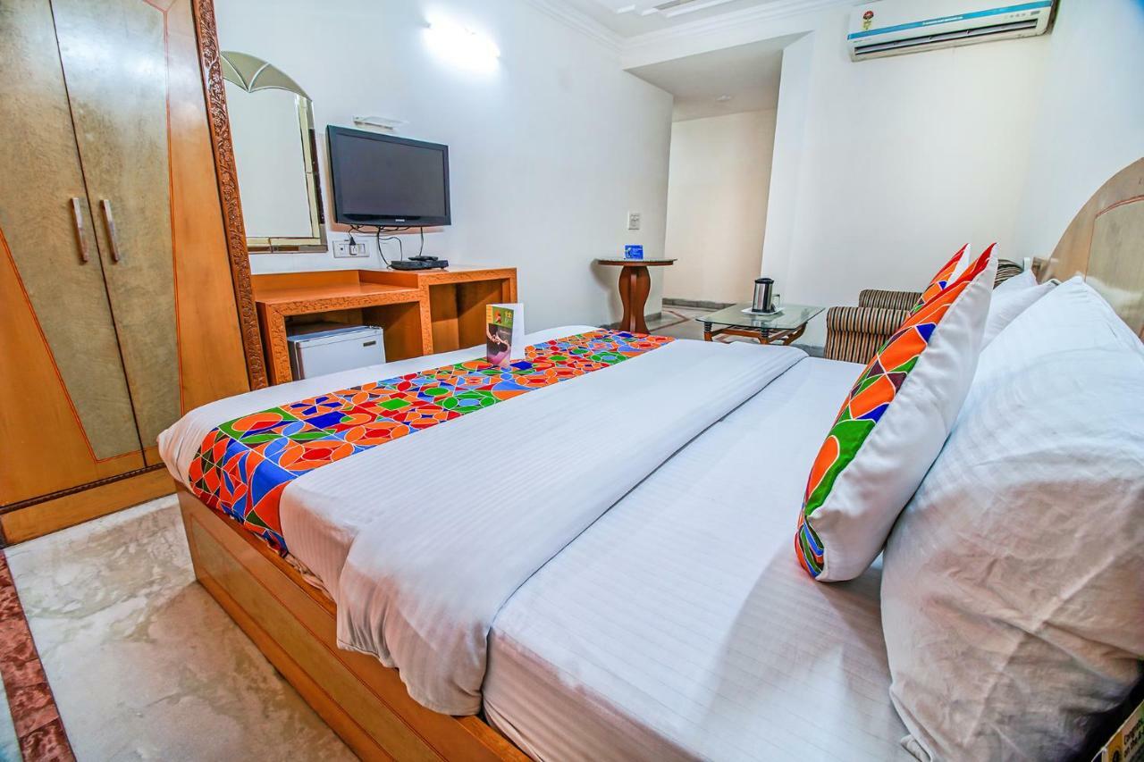 FabHotel Ashu Palace Karol Bagh Delhi  Bagian luar foto