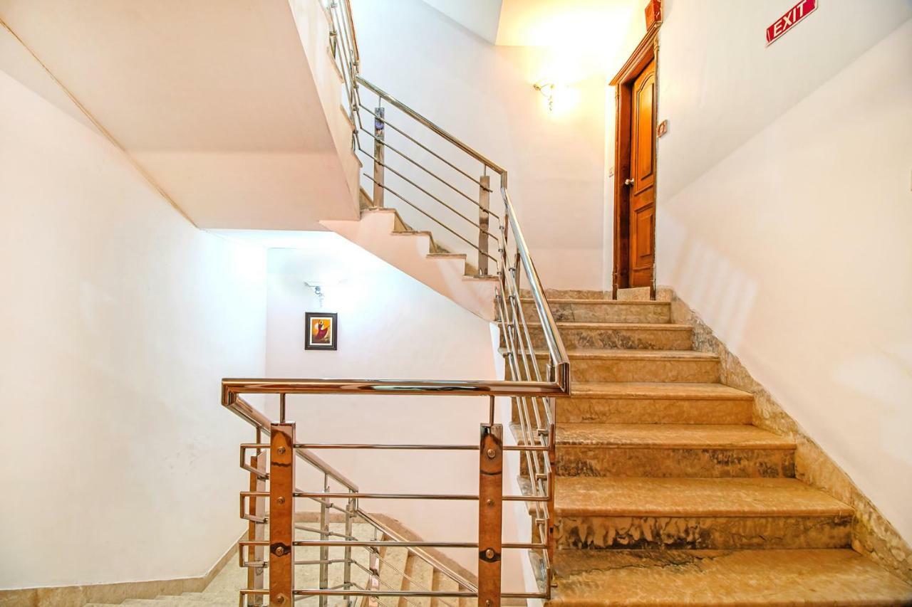 FabHotel Ashu Palace Karol Bagh Delhi  Bagian luar foto