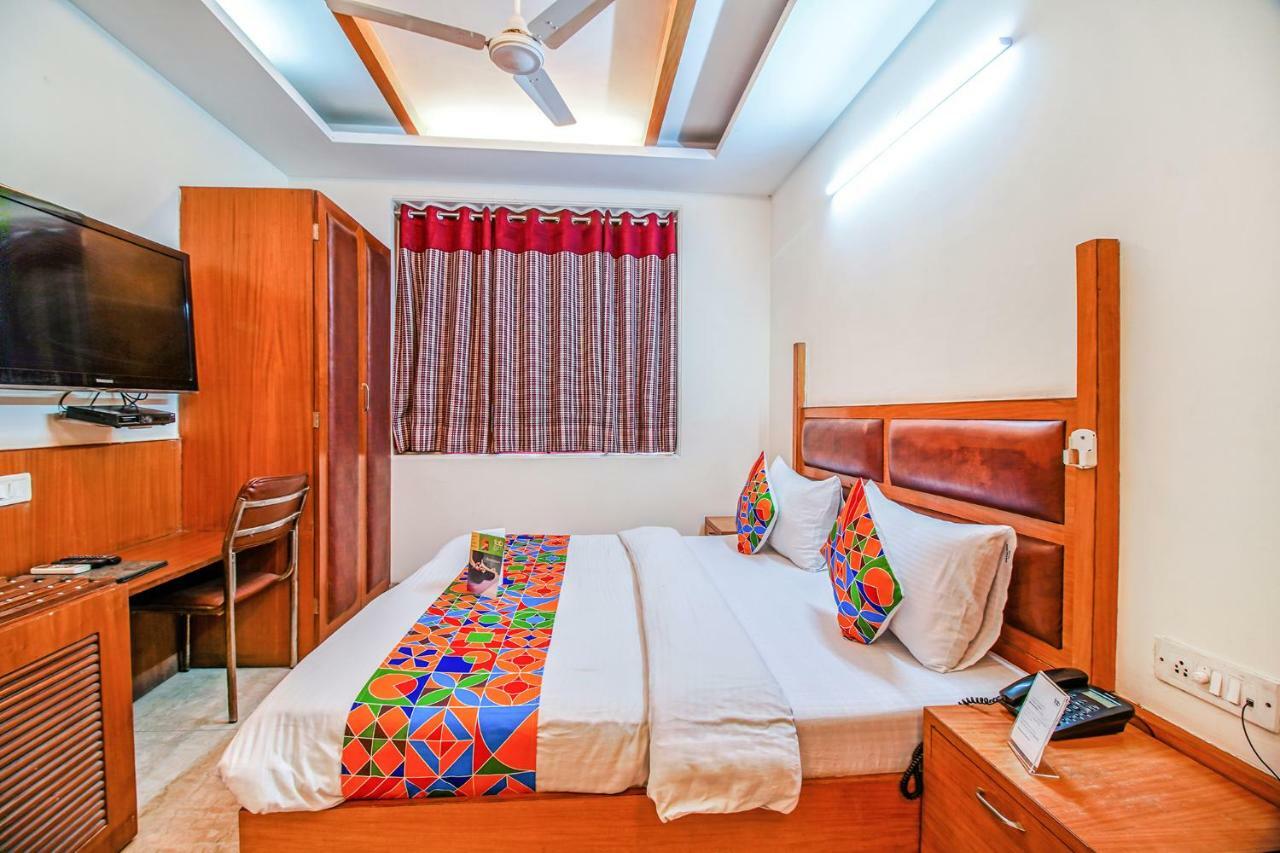 FabHotel Ashu Palace Karol Bagh Delhi  Bagian luar foto